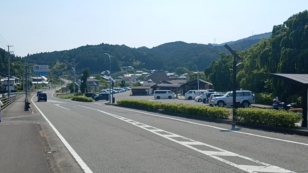 道の駅温泉の里神山